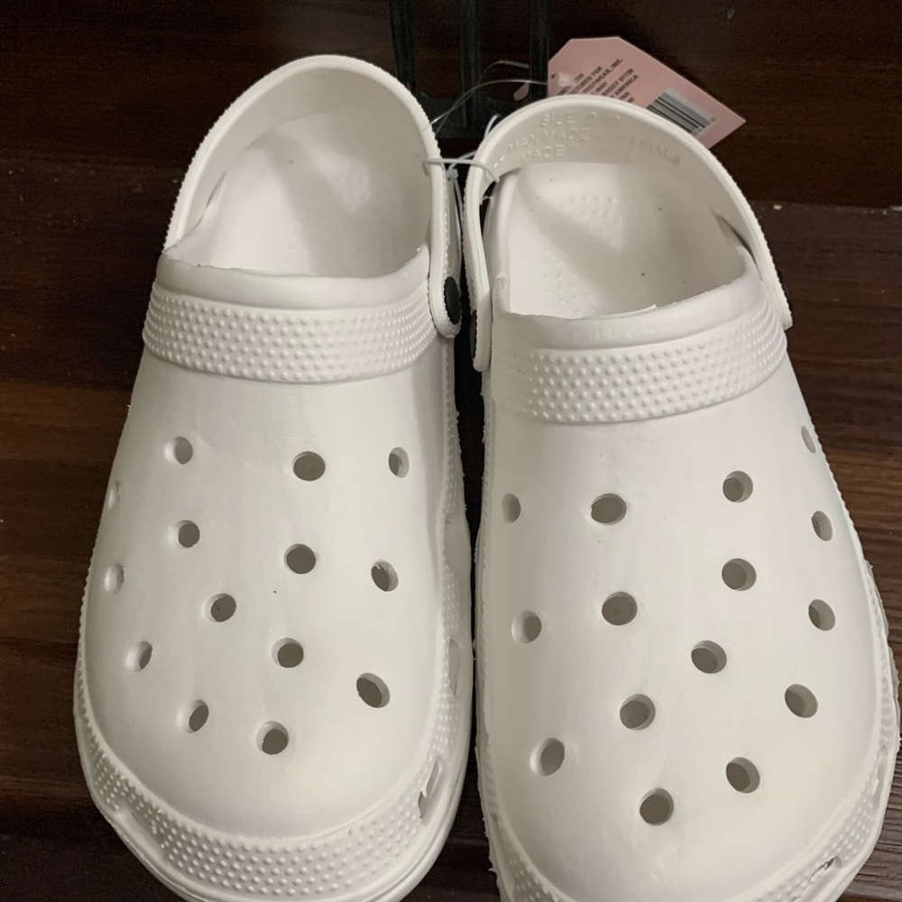 New My Soft Ladies Clog. White. Size Large 9/10